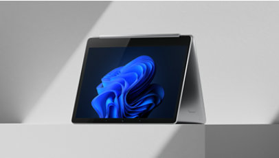 2-in-1-Gerät auf einem weißen Tisch