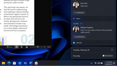 Computer screen displaying comment notifications