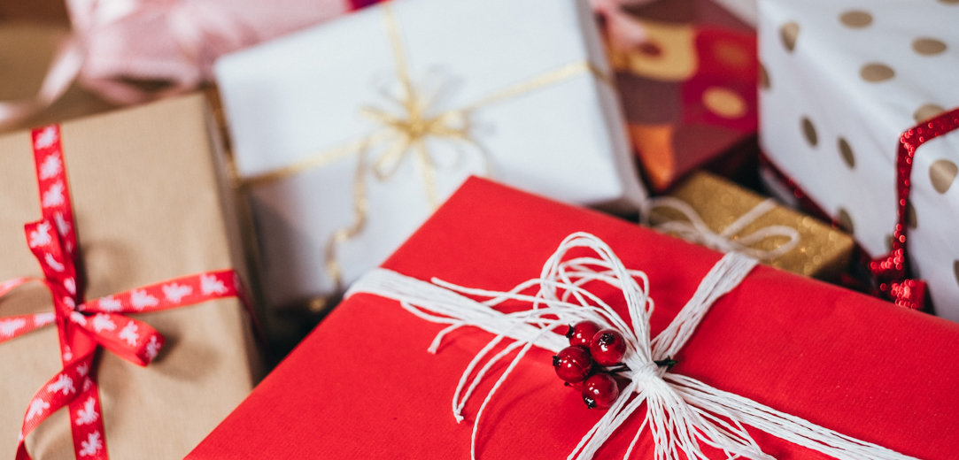 How to Find Holiday Deals with AI | Microsoft Copilot