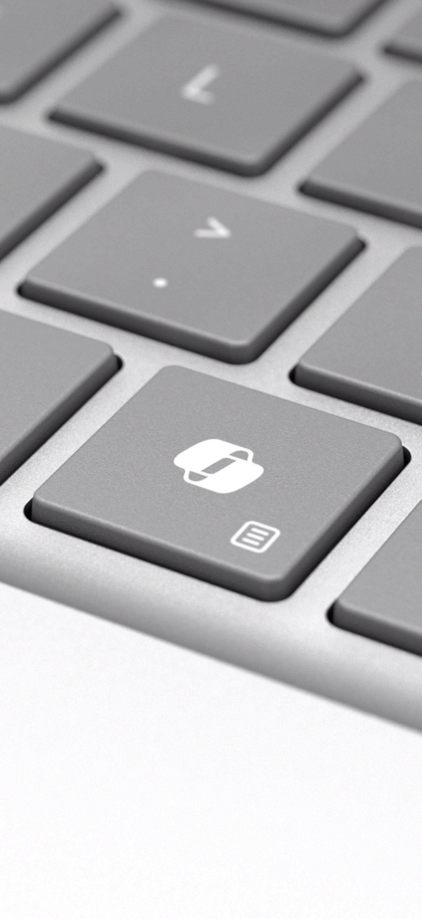 影像顯示放大的 Surface Laptop 6 鍵盤上的新 Copilot 按鍵