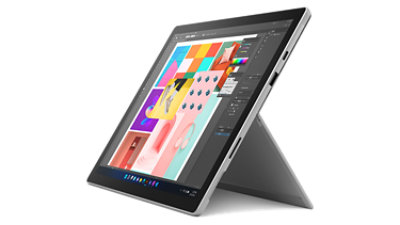 킥스탠드 모드의 Surface Pro 7+