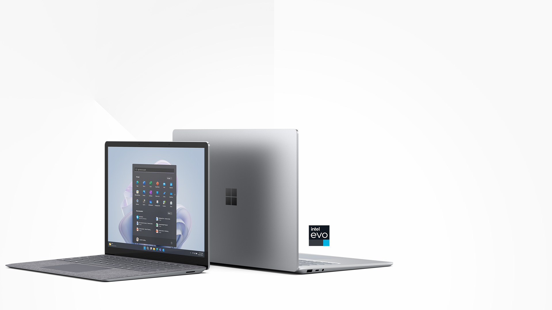 ภาพแสดง Surface Laptop 5 สีเงินแพลตินัม