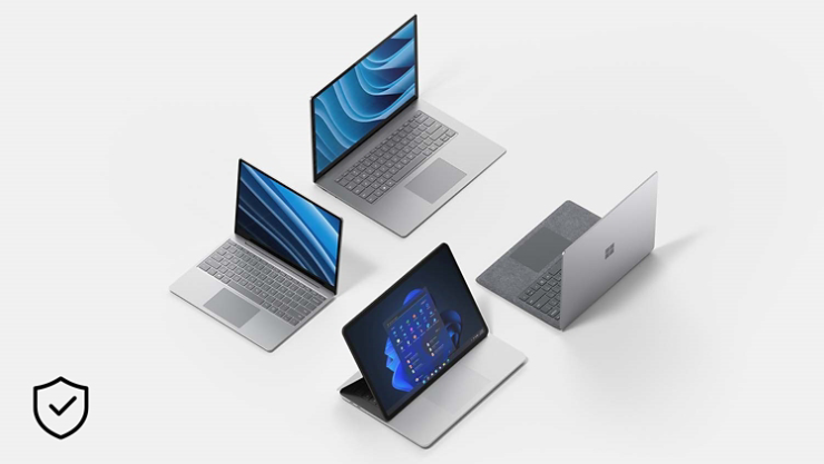 Image de présentation de la gamme de produits Surface avec les logos officiels de la Garantie et des forfaits de protection
