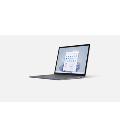 左を向いたプラチナの Surface Laptop 5 13.5 インチ (Alcantara 素材)。