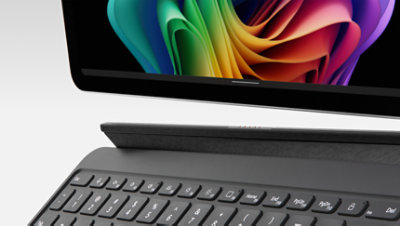 ภาพแสดงอุปกรณ์ Surface และคีย์บอร์ดที่แยกออกมา