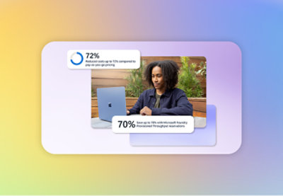 En person bruker en bærbar datamaskin utendørs, omgitt av planter.