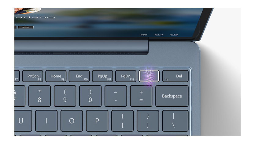 Surface Laptop Go／10世代 Core i5／ Compact, touchscreen Microsoft laptop for portable computing