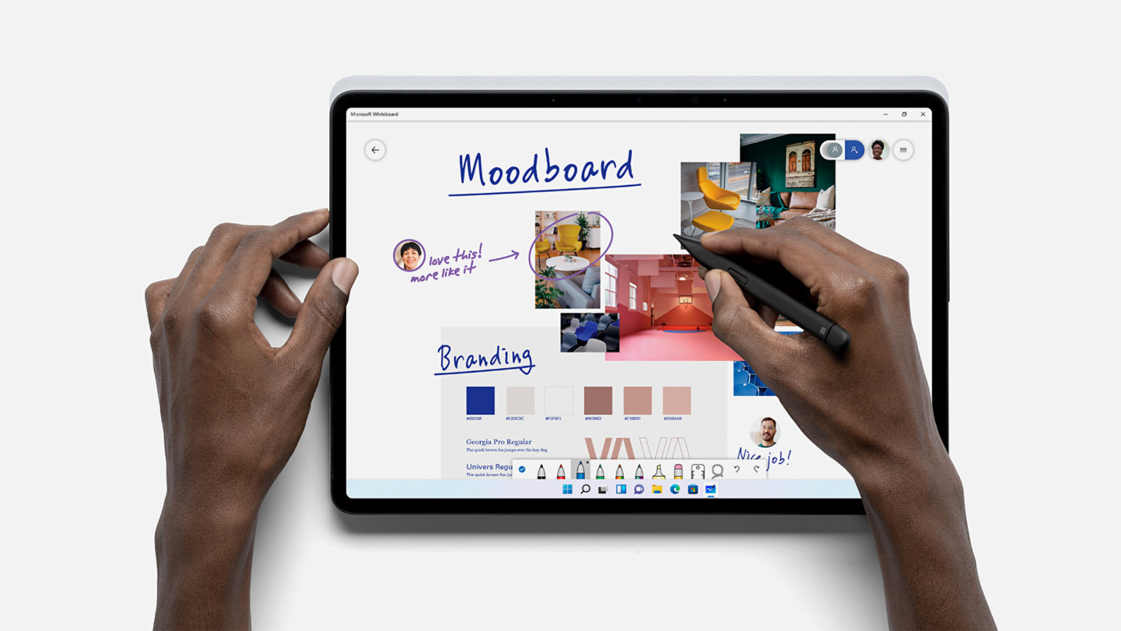 Las manos de una persona interactúan con Surface Laptop Studio para empresas, una mano sostiene el borde de la pantalla y la otra sostiene Surface Slim Pen 2 para empresas.