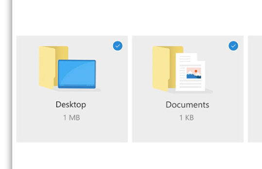 A Windows 11 Desktop folder, a documents folder, and a pictures folder with the file sizes listed under each one
