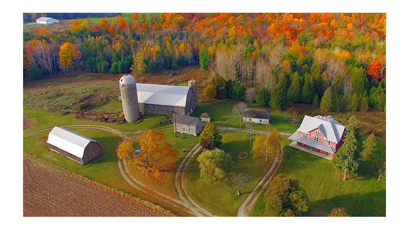 Scenic rural Midwest landscape, with fiery autumn colors.