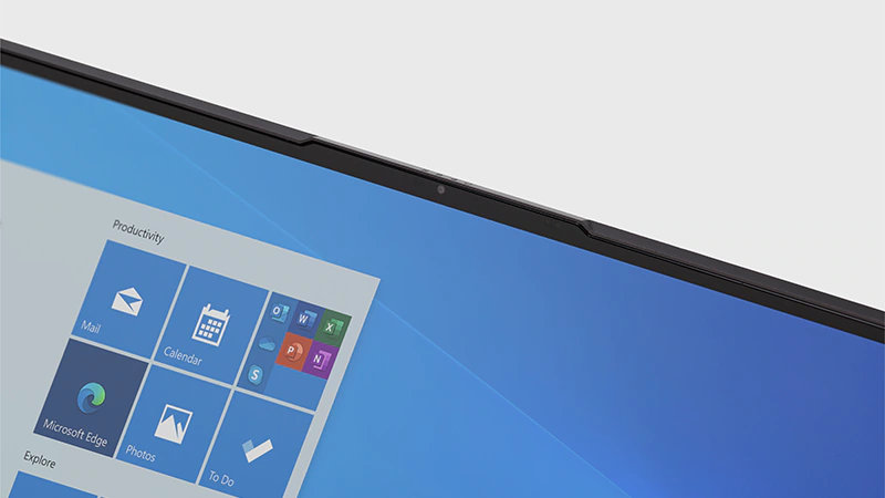 ノート PC に表示された Windows 11 のスタート メニュー