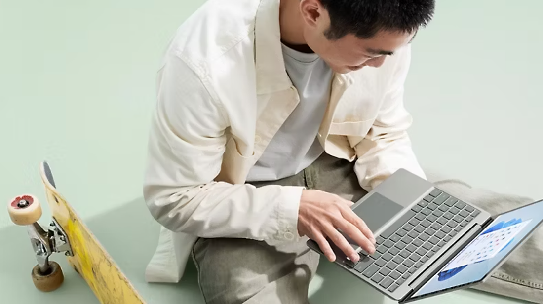 Surface Laptop Lifestyle.