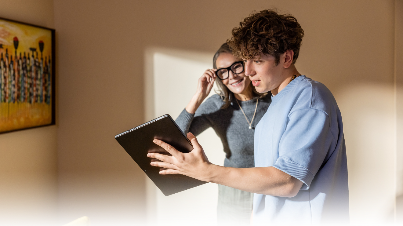 Surface Pro, Copilot+ PC.