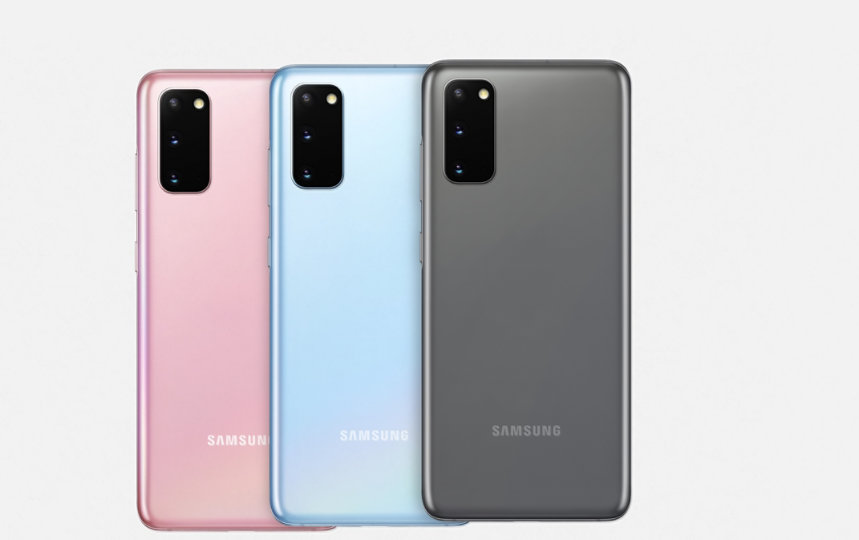 Rear view of three Samsung Galaxy S20 devices.