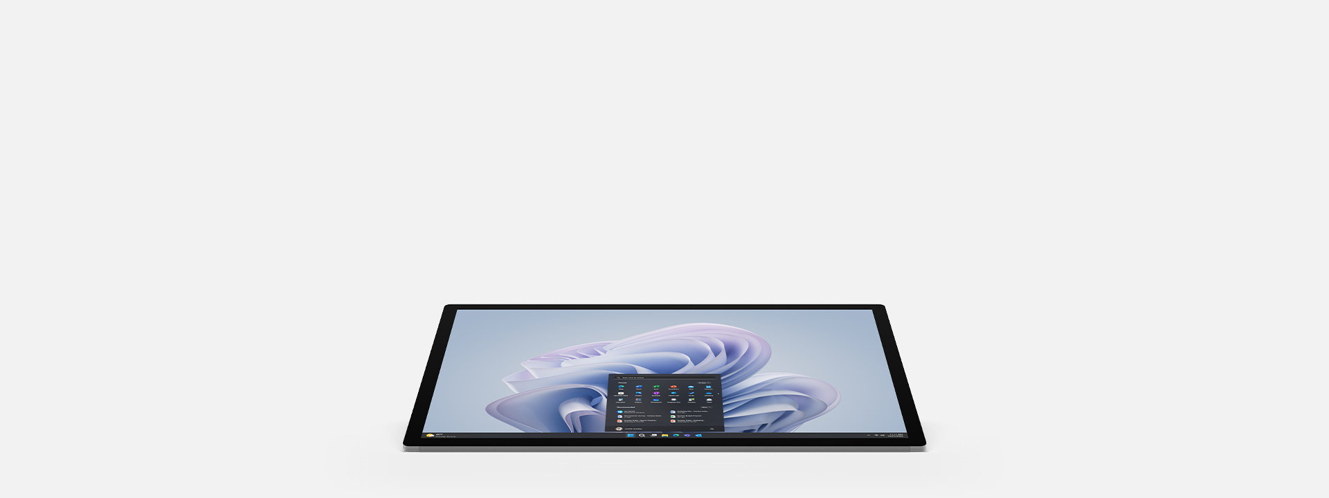 Rotating view of Surface Studio 2+ for Business