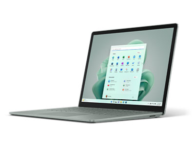 Schrägansicht des Surface Laptop 5 in Sage
