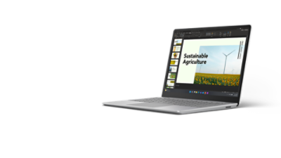 Dreiviertelansicht eines Surface Laptop Go 3