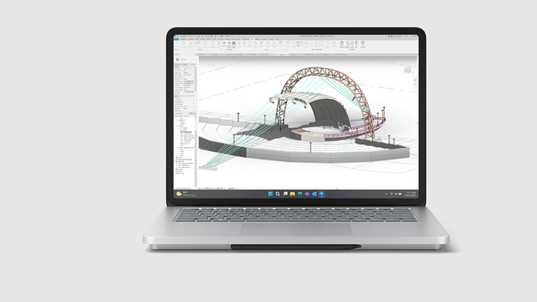 Um Surface Laptop Studio 2 com um programa de engenharia apresentado no ecrã