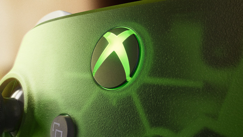 Close up of the share, menu, and XBOX button of the XBOX Wireless Controller X25 Special Edition
