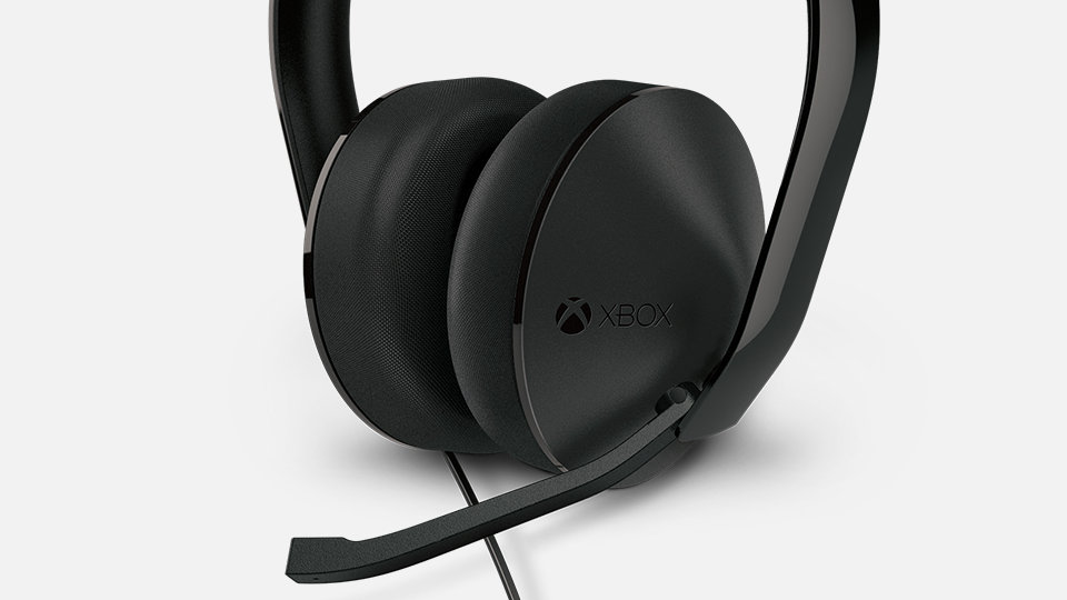 Close up of Xbox One Stereo-Headset microphone.