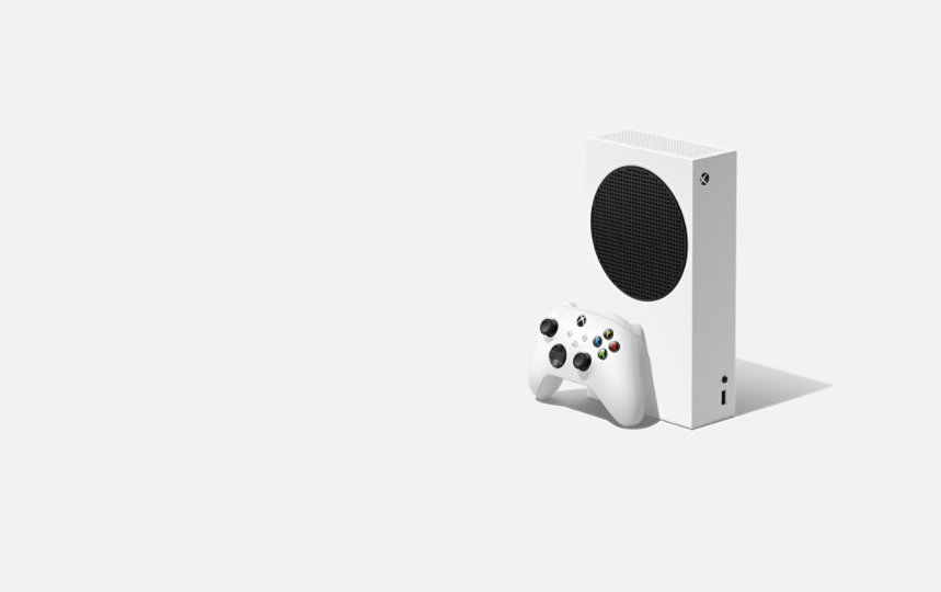 Consola Xbox Series S con controlador inalámbrico Xbox en blanco robótico.