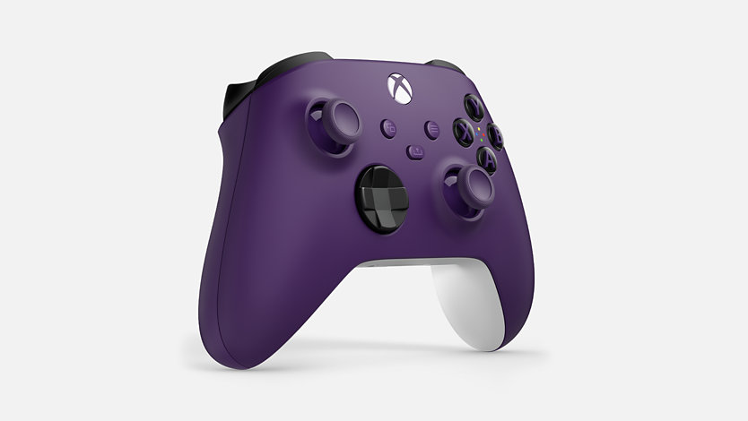 Den trådløs Xbox-controller – Astral Purple set forfra fra venstre