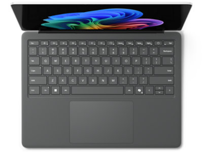 A top-down view of 13.8-inch Surface Laptop for Business with 5G in the color Platinum.