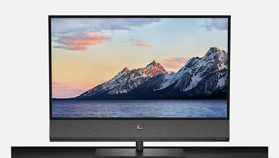 HP ENVY All-in-One 32-a0010 with 4K IPS display.