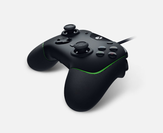 Buy Razer Wolverine Wired Gaming Controller for Xbox Series X - Microsoft Store