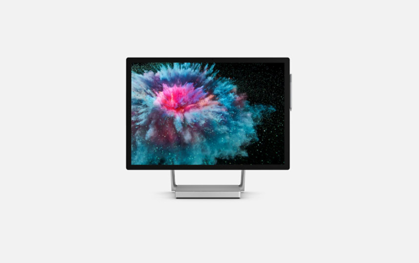 Surface Studio avec un affichage graphique aux couleurs éclatantes sur un écran réglable.