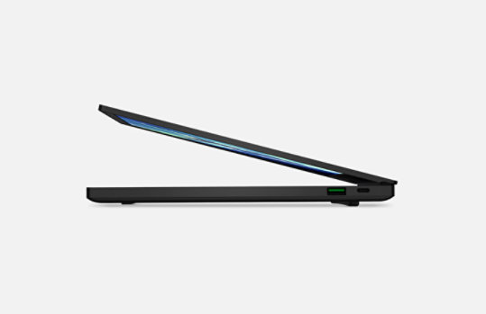 Side view of  Razer Blade Stealth 4K laptop.
