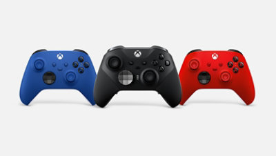 Xbox Wireless Controller der 9. Xbox-Generation in Shock Blue, Elite Black und Pulse Red.