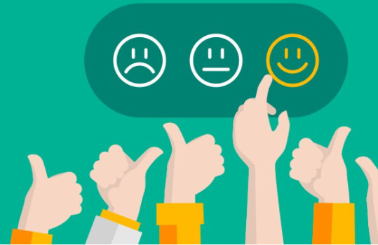 Illustration von mehreren Händen, die „Daumen hoch“ zeigen, als Symbol für guten Kundenservice
