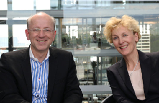 Foto von Christoph Böhm, Deutsche Börse AG - Sabine Bendiek, Microsoft Germany
