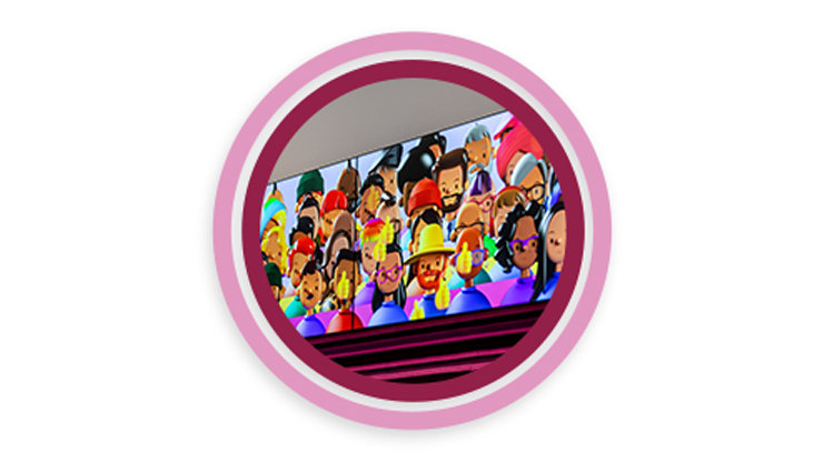 In einem rot-rosa Kreis ist ein Bildschirm abgebildet auf dem mehrere Avatare abgebildet werden.