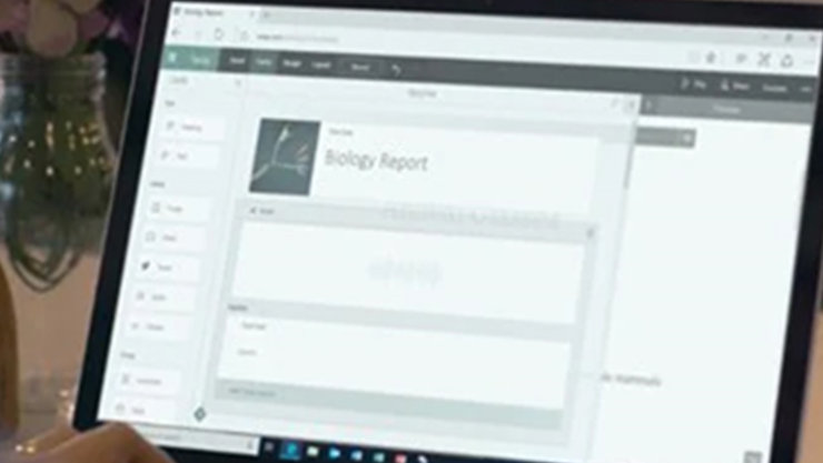 Ein Laptop-Bildschirm, auf dem ein Programm ausgeführt wird
