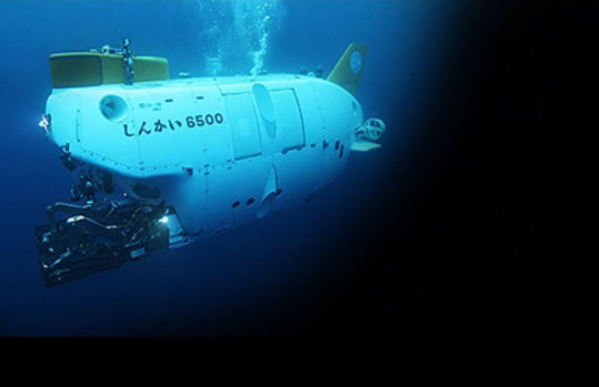 海中の潜水艦