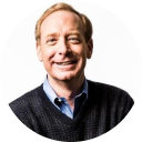 Portrait von Brad Smith.