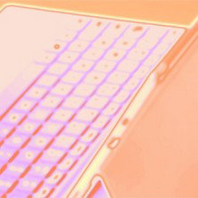 ノートパソコンのキーボードの接写。